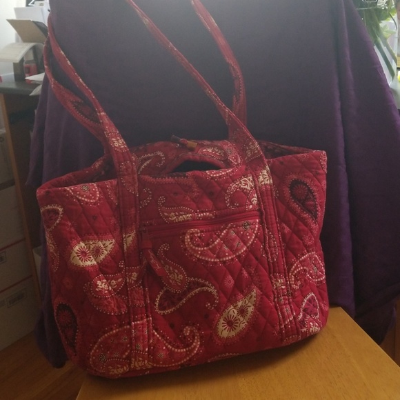 Vera Bradley Handbags - Vera Bradley Tote